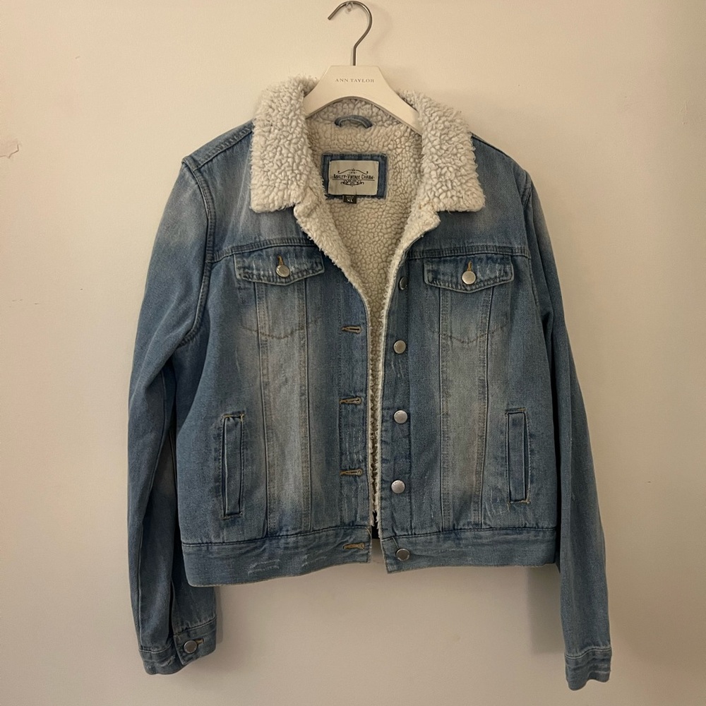 Ashley Vintage Charms Blue Denim Jean Sherpa Jacket in Excellent Condition